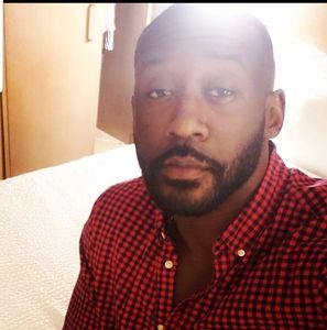 Meet your Posher, Hakeem